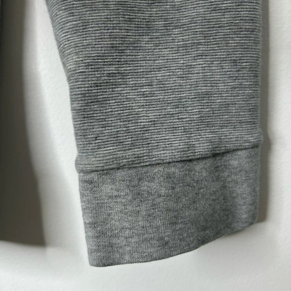 H&M Streetwear Classic Crewneck Mens Medium Ribbed Gray Long Sleeve Office - Picture 7 of 8